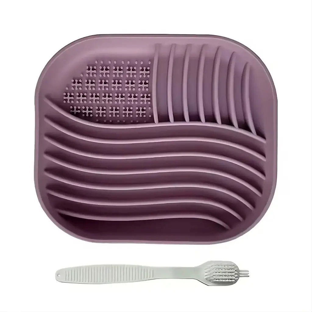 Schleckmatte für Katzen mit unterschiedlichen Mustern